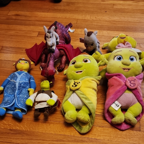 Shrek Plush Toy Set - Green and Red - Picture 2 of 2